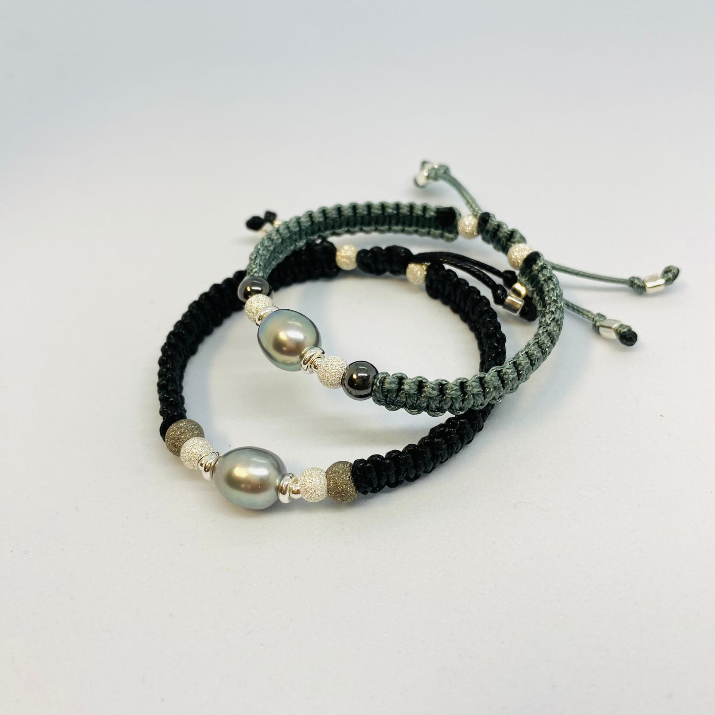 Grey Pearl Friendship Bracelet